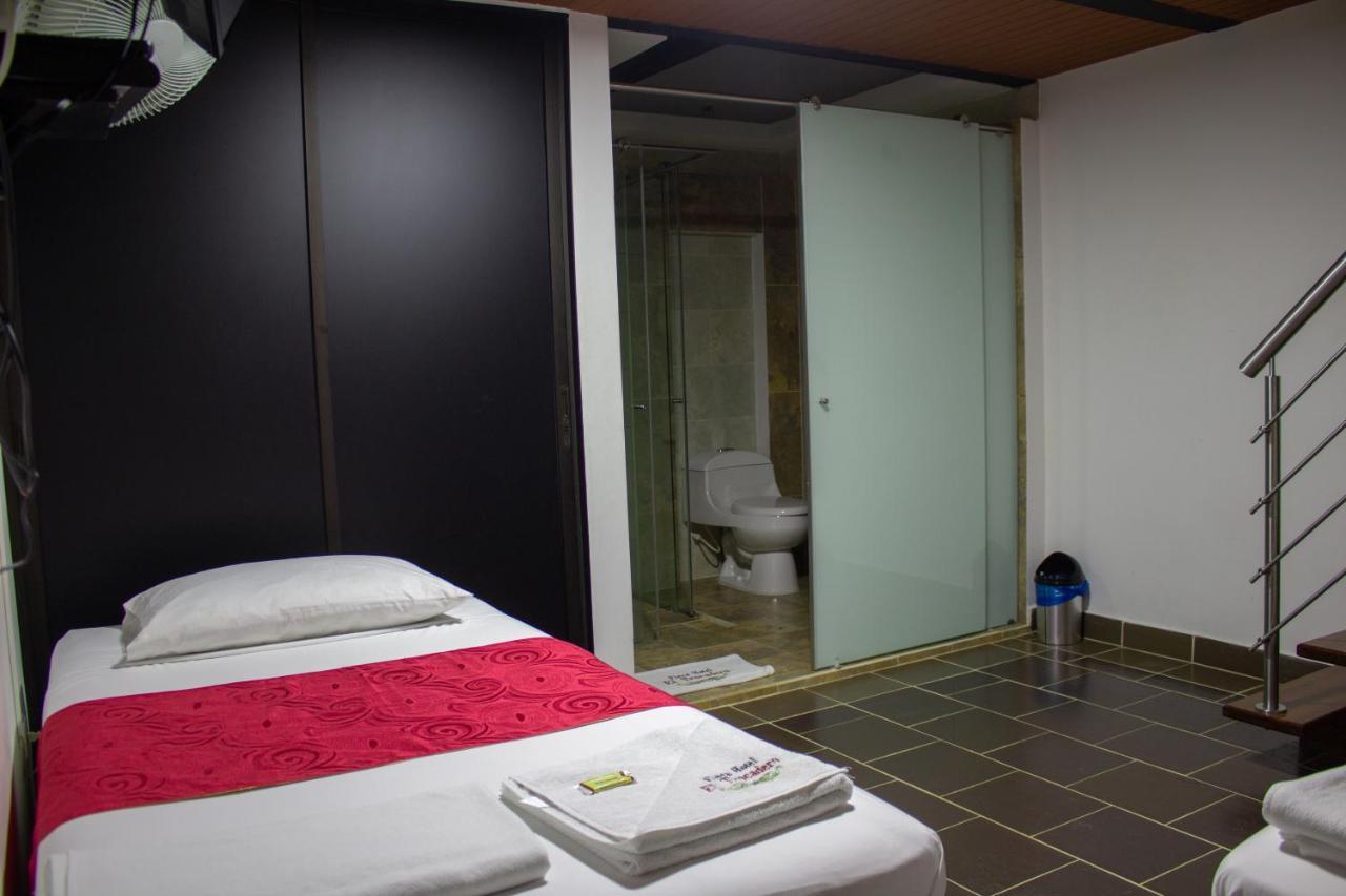 Hotel El Trocadero San Rafael  Ngoại thất bức ảnh